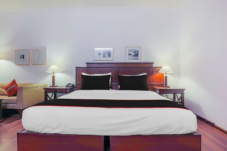Hotel Collection O 40310 Devasthali
