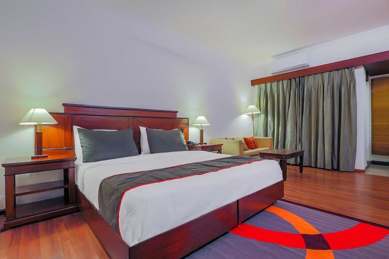 Hotel Collection O 40310 Devasthali