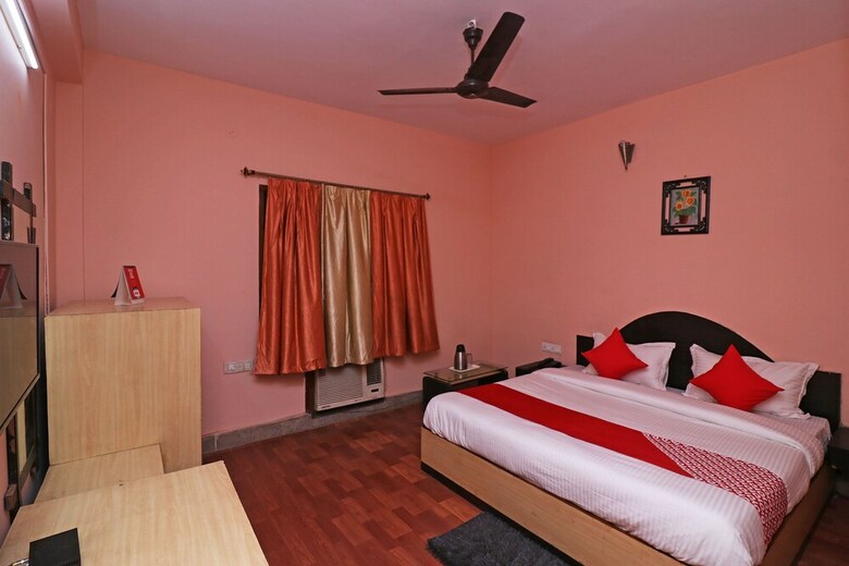Hotel Oyo 31010 Konark Regency