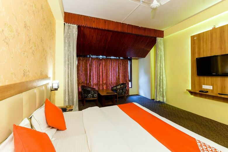 Oyo 1428 Hotel Sitara International