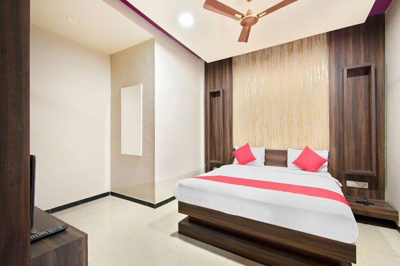 Hotel Oyo 39761 Mayura