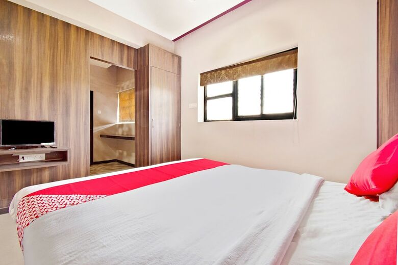 Hotel Oyo 39761 Mayura