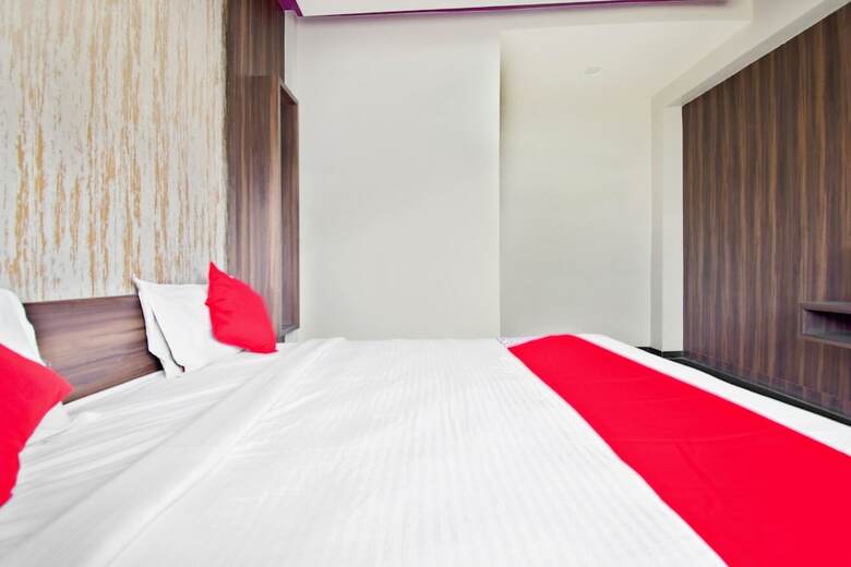 Hotel Oyo 39761 Mayura