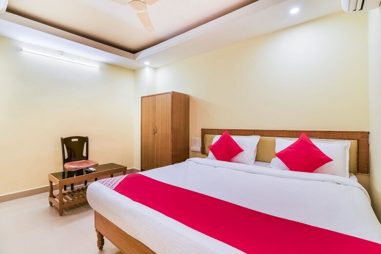 Hotel Oyo Flagship 41595 Gayatri Grand