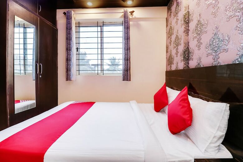 Hotel Oyo 40835 D S Residency