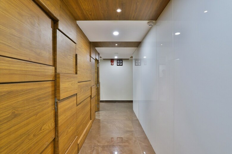 Oyo 36648 Hotel Waterlily