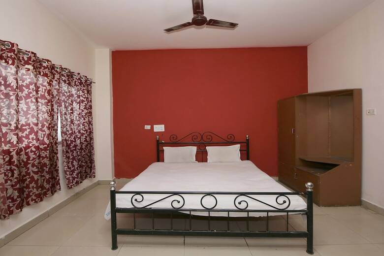 Spot On 44921 Hotel Satkar