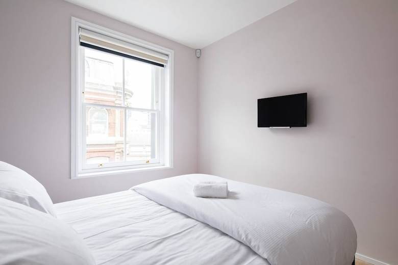 Charterhouse Apartments