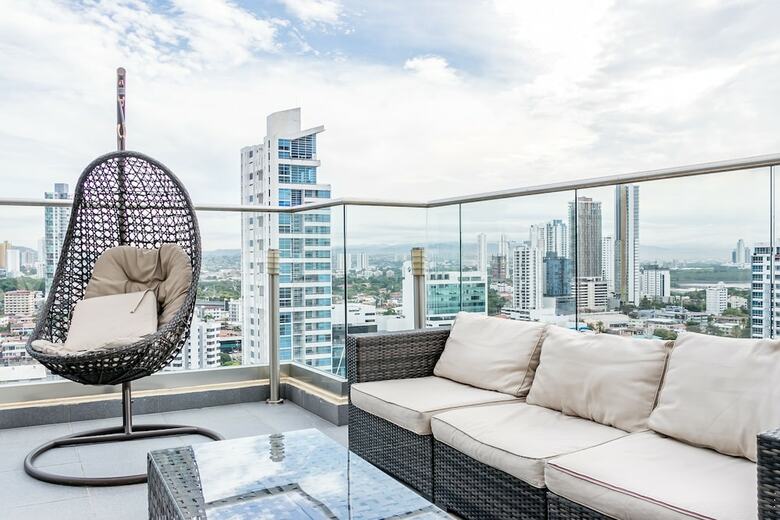 Modern Condo City Center