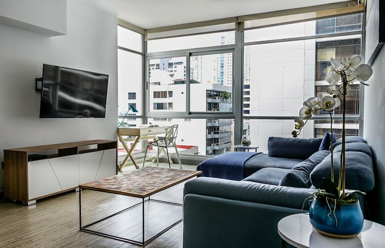 Modern Condo City Center