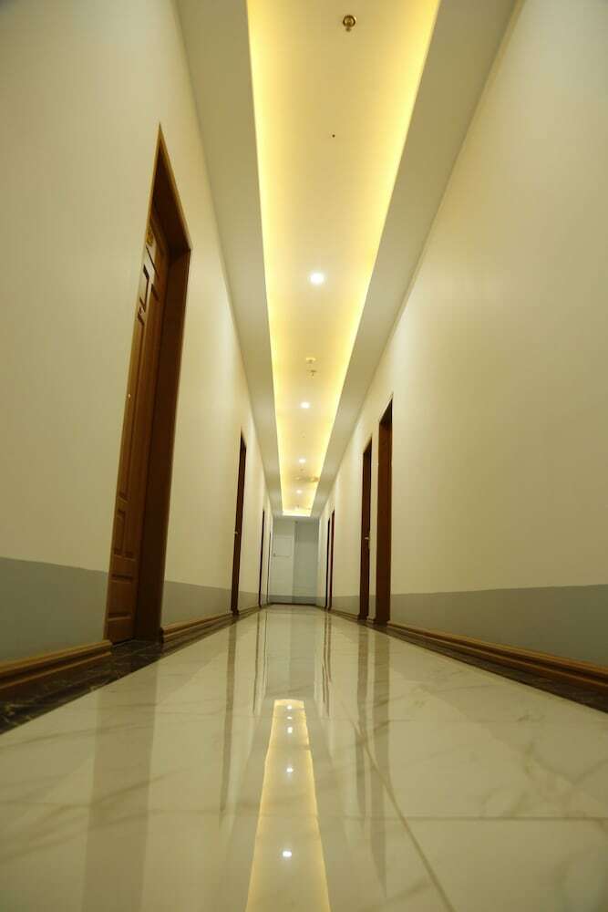 Mandalar May One Hotel