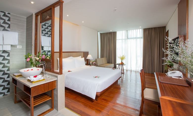 Green Beach Hotel Nha Trang