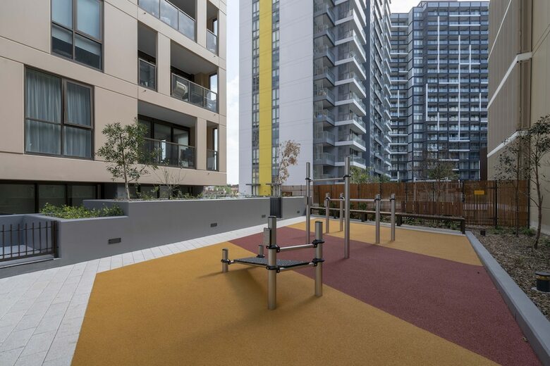 New 2 Bedroom Darling Harbor Apartment
