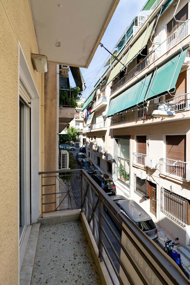 Arvali Glamorous And Quiet Apartment