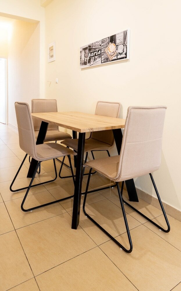 Arvali Glamorous And Quiet Apartment