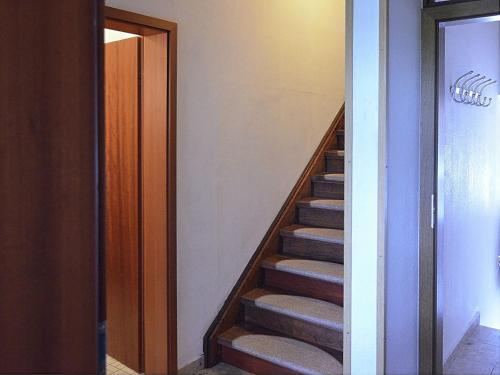 Spacious Apartment In Niedersfeld Near Lake
