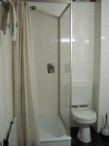 Hostal B&B All Seasons