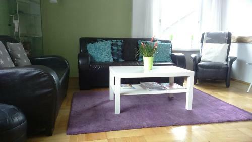 Hostal B&B All Seasons