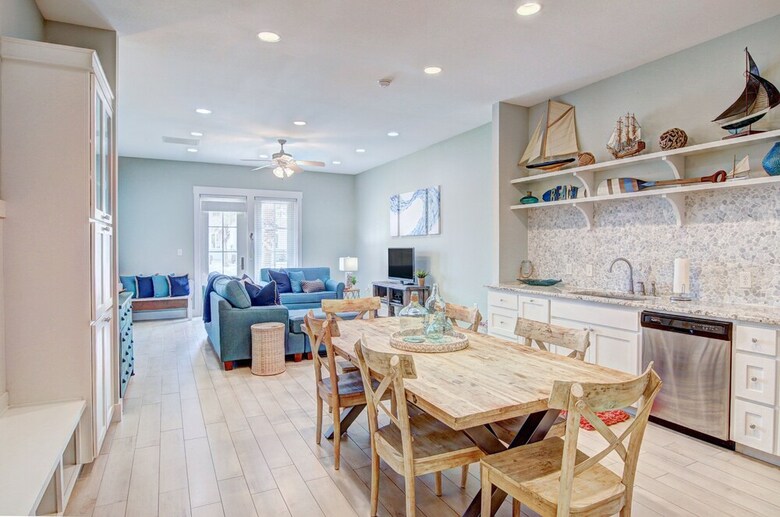 Cinnamon Shore- Coastal Access Tc 3104
