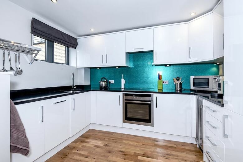 The Wesley - Superior Apartment