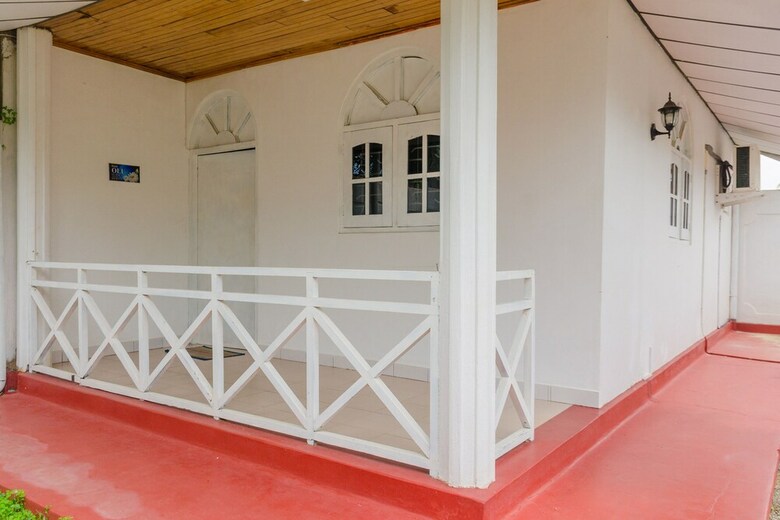 Spot On 555 Hotel Gangotri