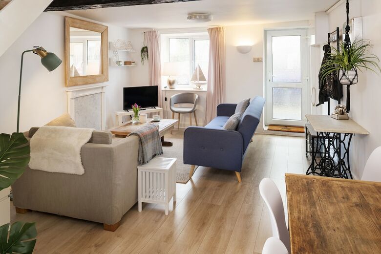 Nomi Homes - Topsham