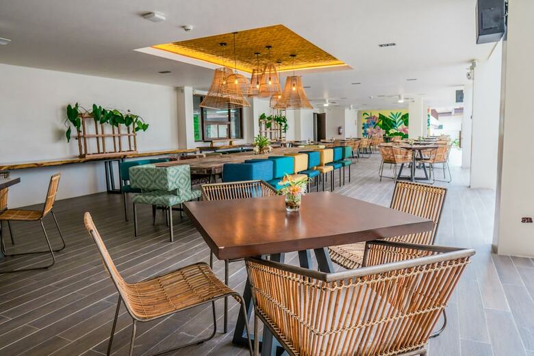 Hotel Charlie's El Nido