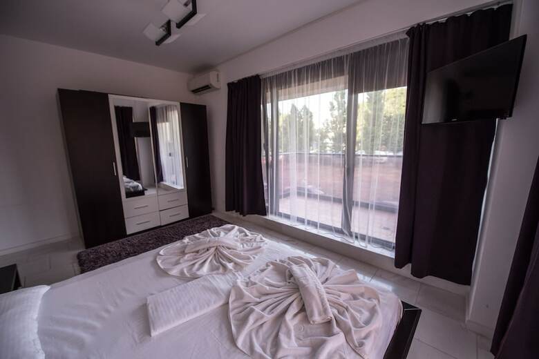 Sns Apartament In Villa Sophia