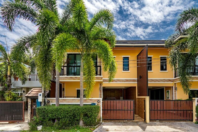 Villa Tropical Island Retreat - Bang Tao Beach, Pool, Pkg
