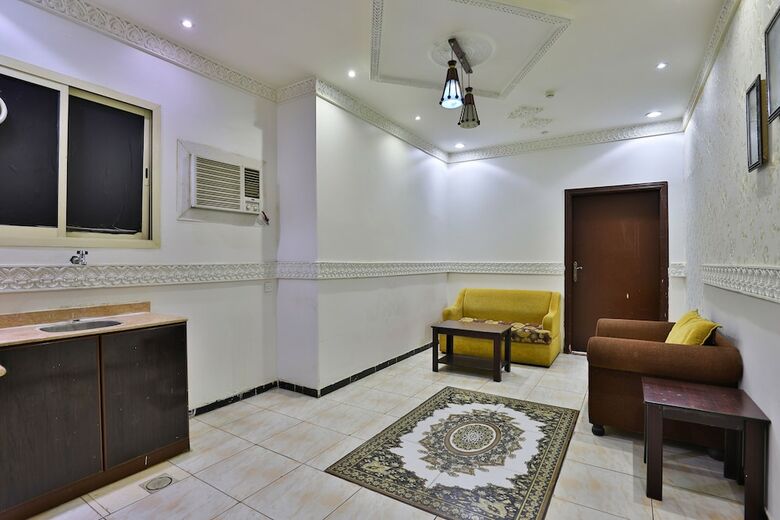 Hotel Oyo 302 Maamoura