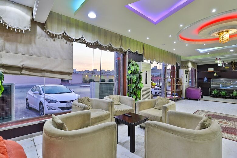 Hotel Oyo 302 Maamoura