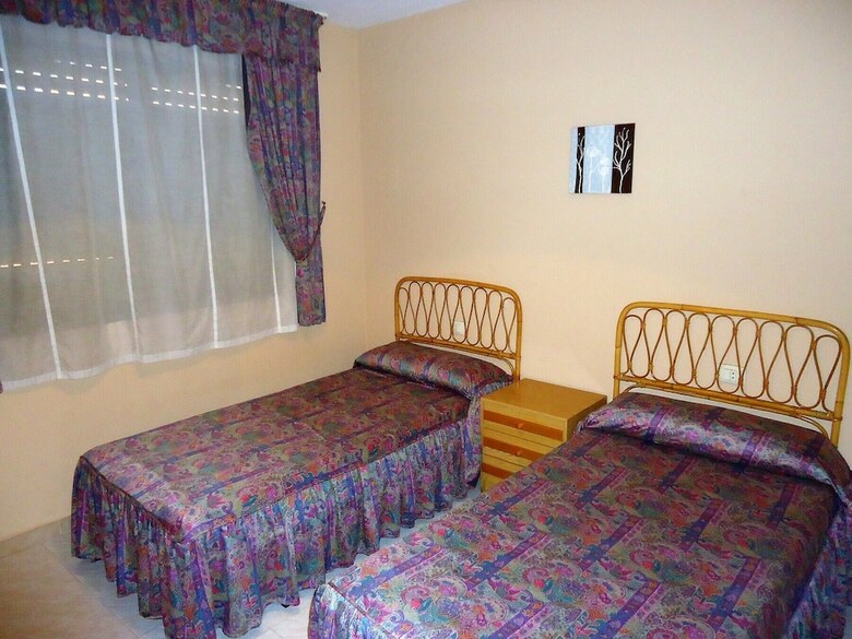 Apartamentos Alboran Lek