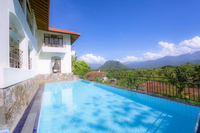 Hotel Villa Sukum