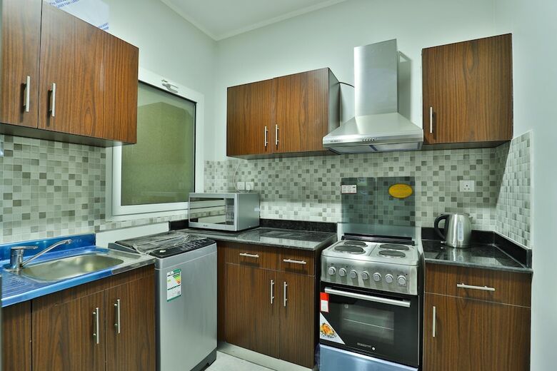 Hotel Oyo 305 Amani House