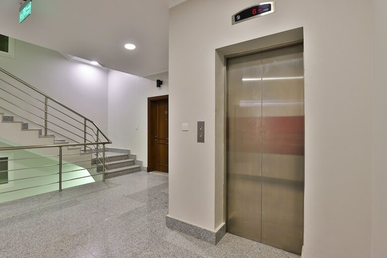 Hotel Oyo 305 Amani House