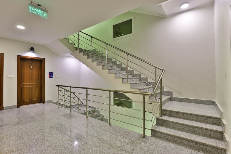 Hotel Oyo 305 Amani House