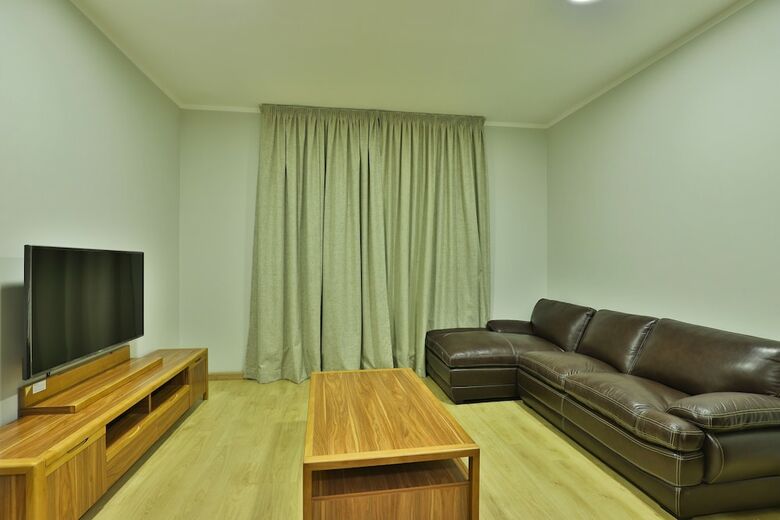 Hotel Oyo 305 Amani House
