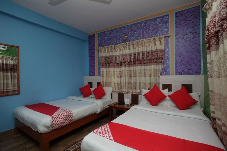 Oyo 618 Hotel Middle Point