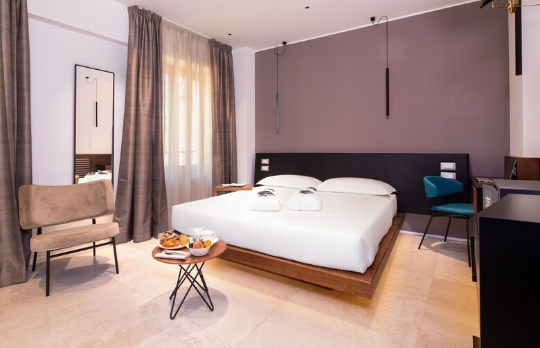 The Corner Duomo Hotel