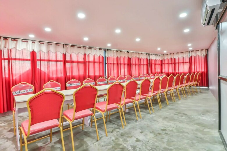 Oyo 615 Hotel Turahi