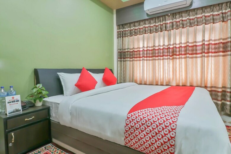 Oyo 615 Hotel Turahi