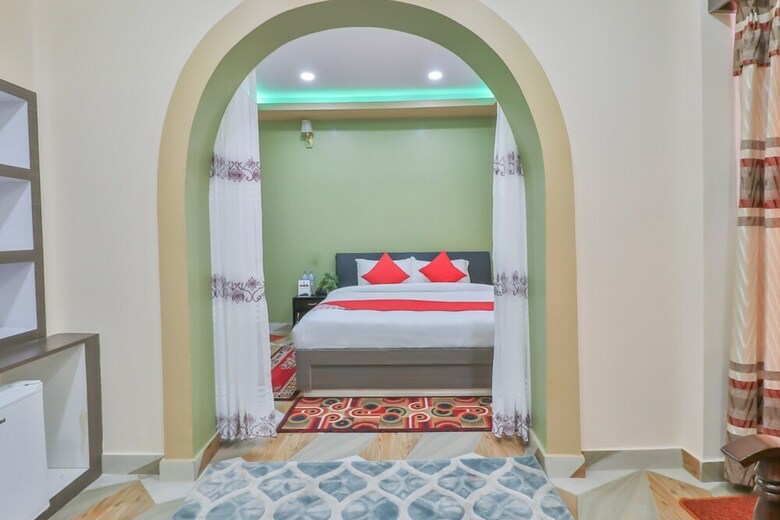Oyo 615 Hotel Turahi