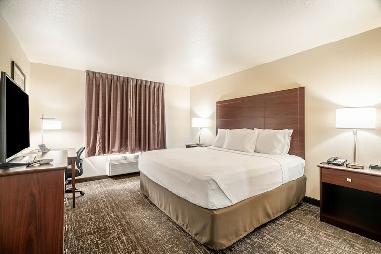 Cobblestone Hotel & Suites - Urbana