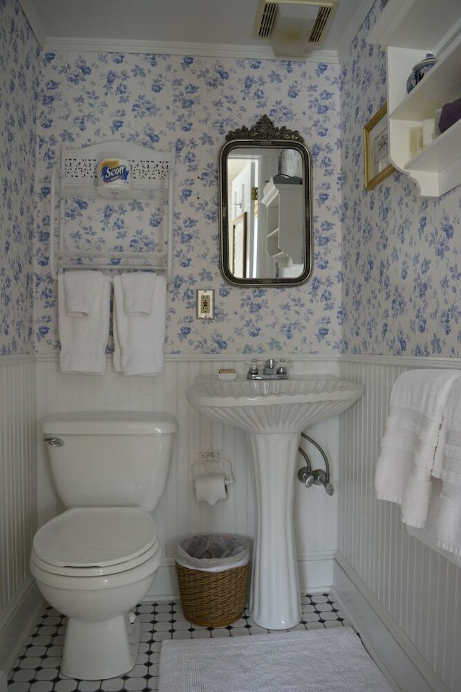 Victorian By The Sea Bed And Breakfast