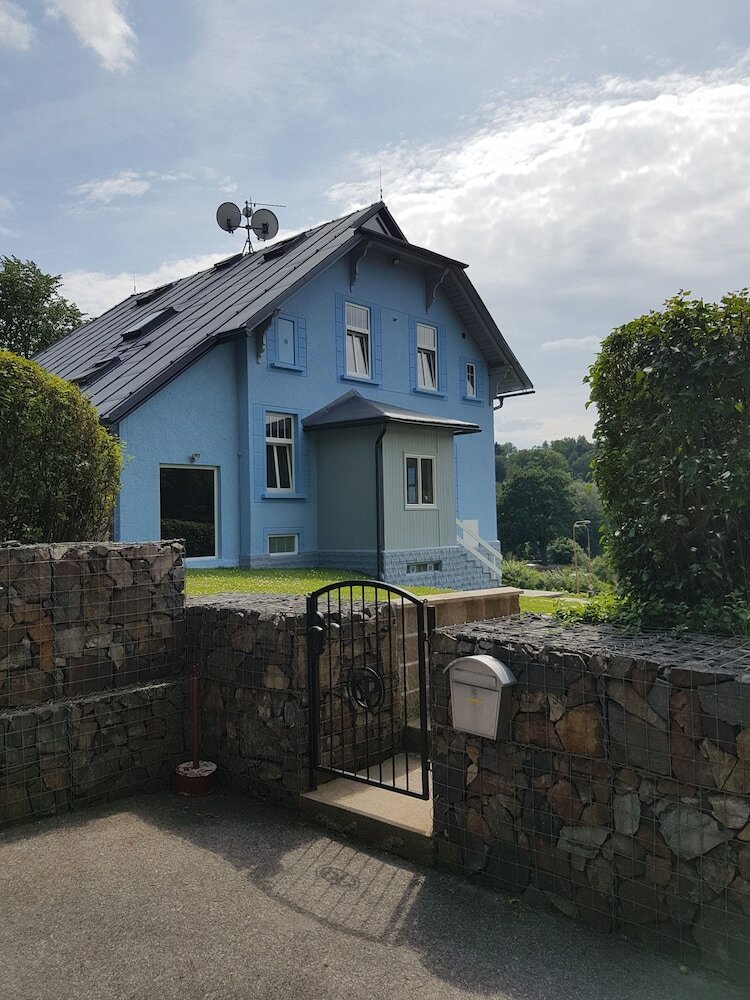 Blue Pension