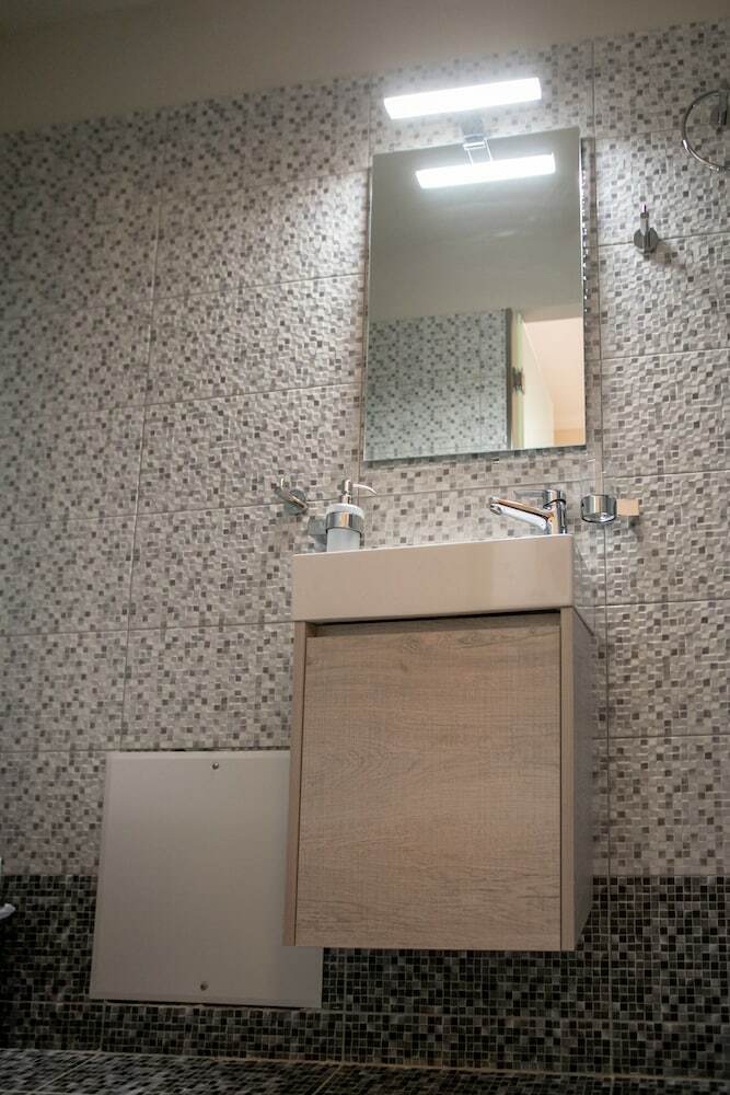 Apartamentos Luxurious 4 Bdrm 3bath Apt 1- Athens
