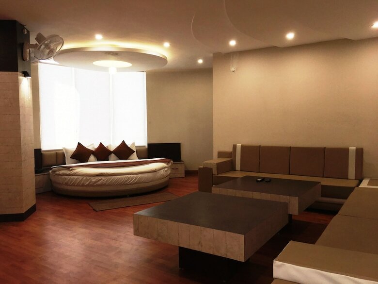 Hotel K3 Club Residency