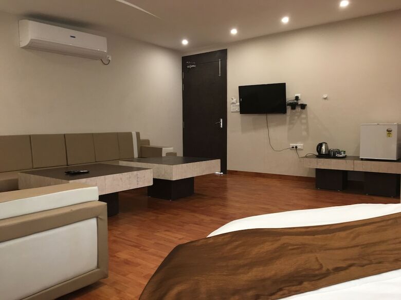 Hotel K3 Club Residency