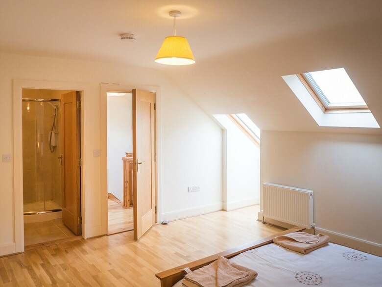 17 Canons Lane