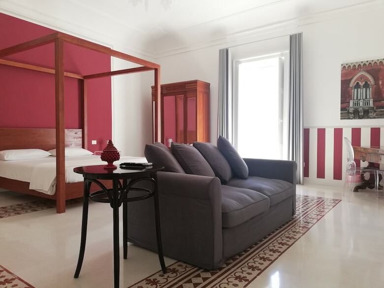 Bed & Breakfast D-home Ortigia